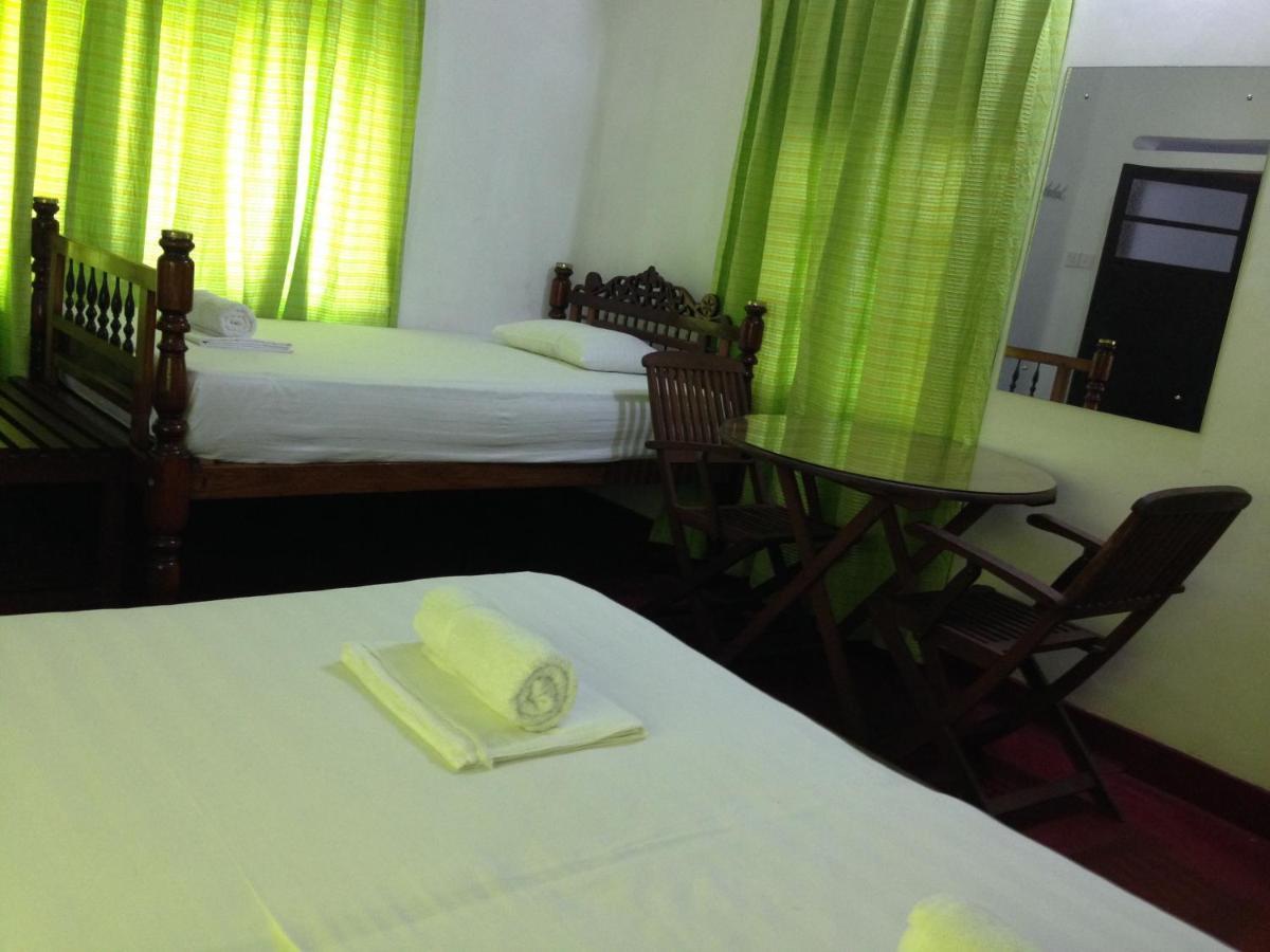 Hamilton House Otel Negombo Dış mekan fotoğraf