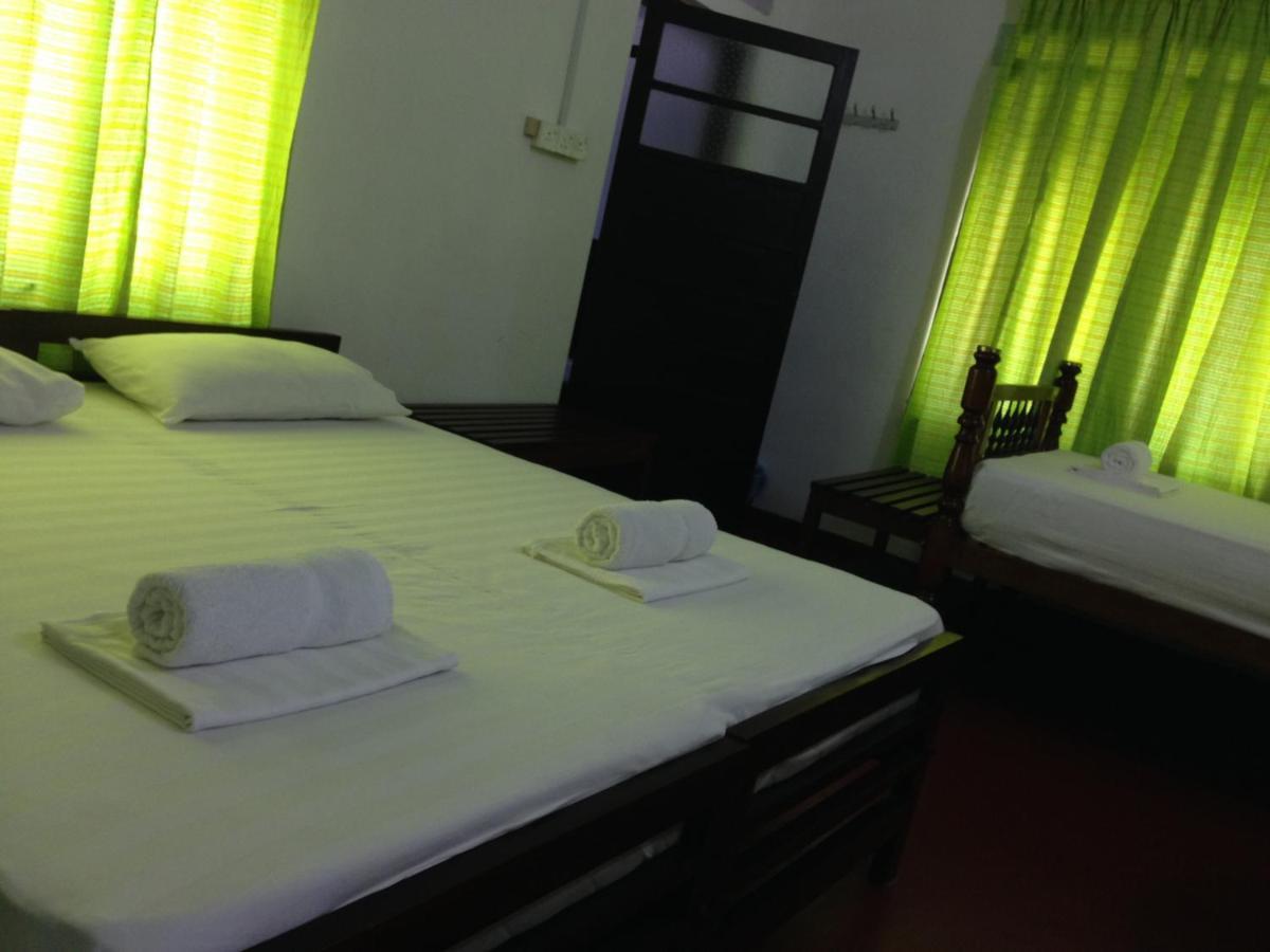 Hamilton House Otel Negombo Dış mekan fotoğraf