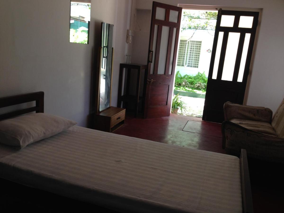 Hamilton House Otel Negombo Dış mekan fotoğraf
