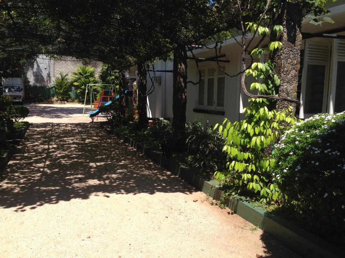 Hamilton House Otel Negombo Dış mekan fotoğraf